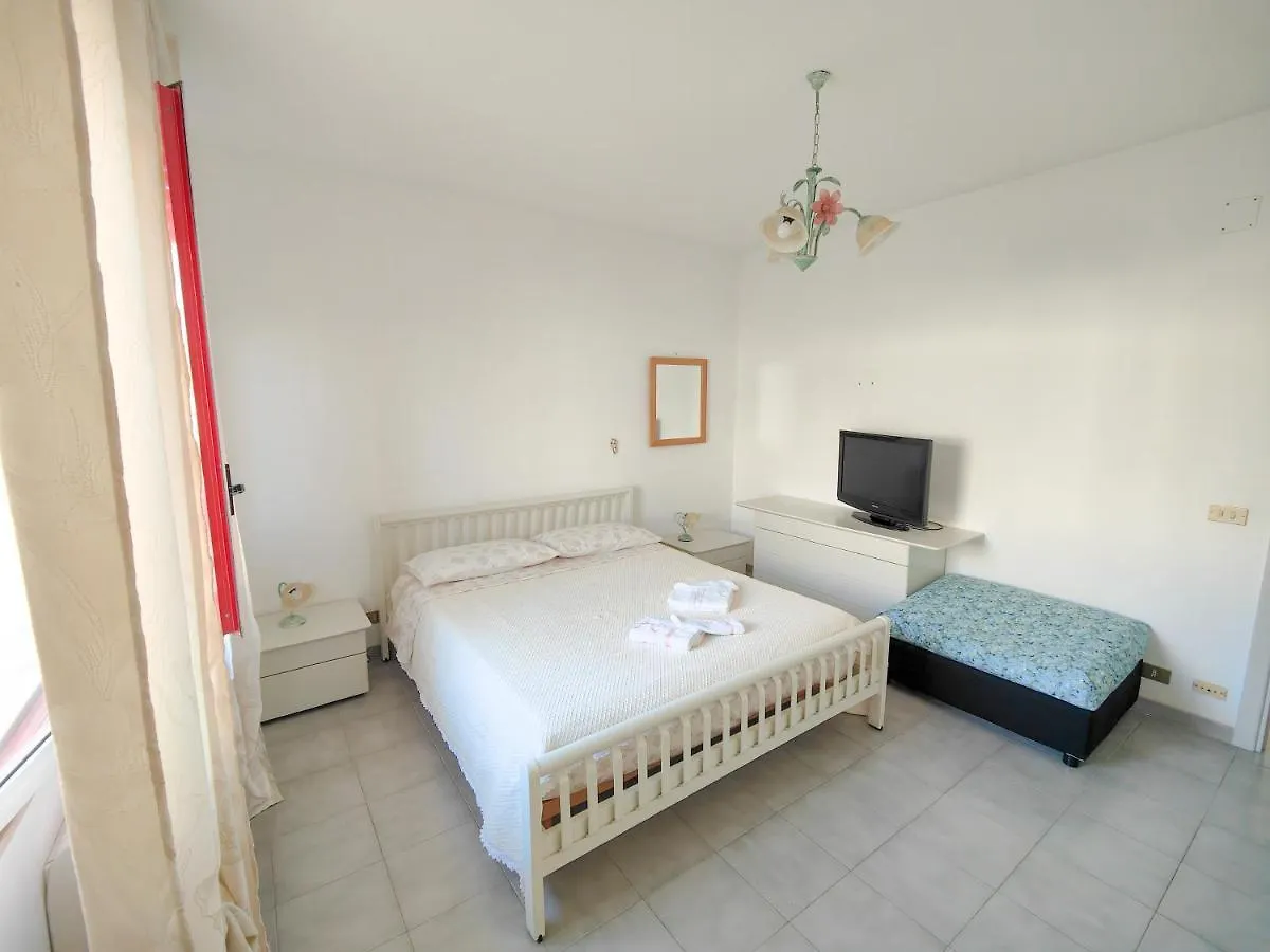 Lucy Penthouse Apartment Alghero Italy