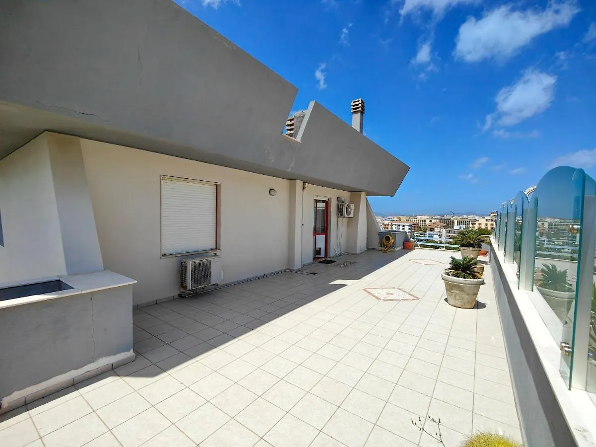 Lucy Penthouse Apartment Alghero Italy