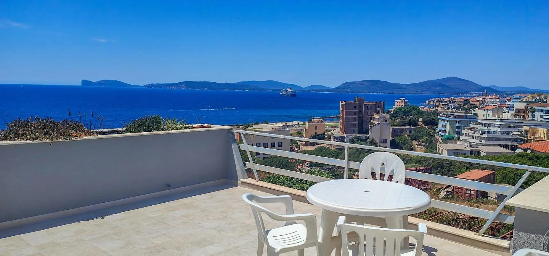 Lucy Penthouse Apartment Alghero